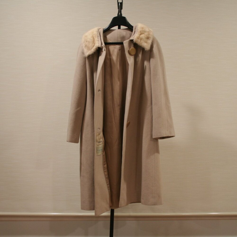 Carol Brent Cashmere Coat, Beige, Fur Color - Picture 8 of 8